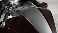 Friso do depósito da K 1600 GTL 10