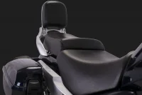 Encosto do banco do passageiro na Master Ride 12