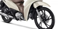 Detalhe parte inferior da Moto Honda Biz 125 10