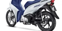 Detalhe Corrente Honda Biz 125 Branca e Azul 24