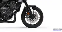 Detalhe da Roda e Disco Dianteiro da Moto Honda CB 1000R Black Edition 9