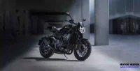 Lateral e Frente da Moto Honda CB 1000R Black Edition 3