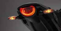 Detalhe da Lanterna Traseira da Moto Honda CB 1000R 3