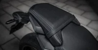 Detalhe do Banco do Garupa da Moto Honda CB 650R 0