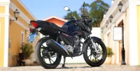 Perspectiva Traseira da Moto Honda CG 160 Titan Cinza Metalico 15