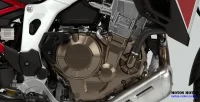 Detalhe do motor da Moto Honda CRF 1100L Africa Twin 30