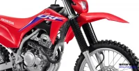 Detalhe do Garfo e Roda Dianteira da Moto Honda CRF 250F 6