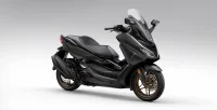 Lateral Dianteiro da Moto Honda Forza 350 Mat Gunpowder Black Metallic 7