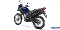 Detalhe Lateral Esquerda da Moto Honda XRE 190 Azul 13
