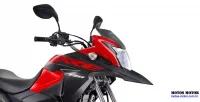 Detalhe Parte Frontal da Moto Honda XRE 190 Vermelha 24