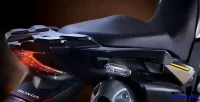 Detalhe da Lanterna Traseira da Moto Honda XRE 300 Adventure 7