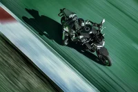 2023 Z900 8