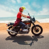 Royal Enfield Interceptor 650 7