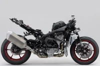 Imagem mostrando o chassi da GSX-R1000 em fundo claro 15