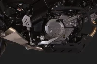 Imagem da carenagem da V-STROM 650AD em fundo escuro 0