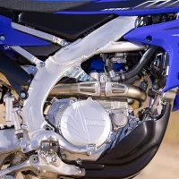 Detalhes do motor da Moto Off-Road WR450F 9