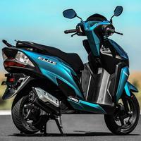 Honda Elite 125 2025: Scooter azul, design moderno, 8,2 cv, 100kg, 765mm altura do assento