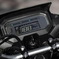 Trail versátil Honda NXR 160 Bros 2025 com tecnologia atualizada para iniciantes e experientes