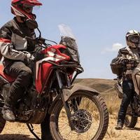 Honda Sahara 300: Duas aventureiras em trilha, estilo trail, off-road, 293,5cc, 25cv