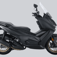 Zontes 350E: Scooter preta, design agressivo, 37cv, 3,87kgfm, painel TFT, ABS