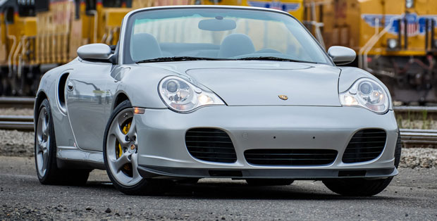 Foto de divulgação Tabela Fipe 911 Turbo S Cabriolet 3.6/3.8 991/992 2005 Imagem de divulgação Tabela Fipe 911 Turbo S Cabriolet 3.6/3.8 991/992 2005