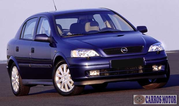 Foto de divulgação Fipe Astra 2.0 8v/CD 2.0 8v HATCHBACK 5p Mecânico 2004 Imagem de divulgação Fipe Astra 2.0 8v/CD 2.0 8v HATCHBACK 5p Mecânico 2004