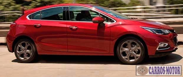Foto de divulgação Cruze HATCHBACK Sport LT 1.8 16v Flexpower 5p Mecânico 2015 Imagem de divulgação Cruze HATCHBACK Sport LT 1.8 16v Flexpower 5p Mecânico 2015