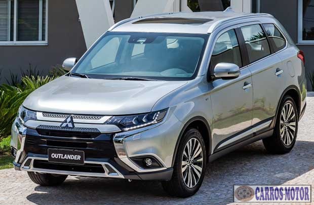 Foto de divulgação Fipe Outlander Hpe-S 3 3.0 V6 4×4 5p Automático 2019 Imagem de divulgação Fipe Outlander Hpe-S 3 3.0 V6 4×4 5p Automático 2019