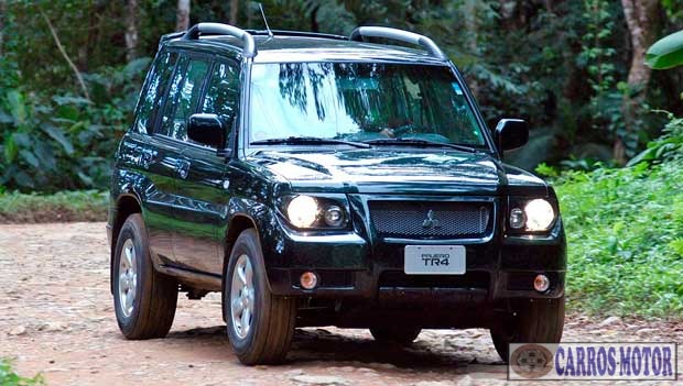 Foto de divulgação Fipe Pajero TR4 2.0 Blindado 16v 131cv 4×4 Mecânico 2004 Imagem de divulgação Fipe Pajero TR4 2.0 Blindado 16v 131cv 4×4 Mecânico 2004