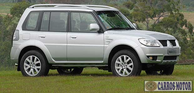 Foto de divulgação Tabela Fipe Pajero TR4 GLS 2.0 Flex 16v 4×4 Mecânico 0 km Imagem de divulgação Tabela Fipe Pajero TR4 GLS 2.0 Flex 16v 4×4 Mecânico 0 km
