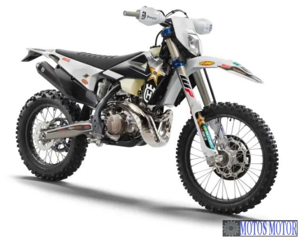 Foto de divulgação Tabela Fipe HUSQVARNA TE 300I Edição ROCKSTAR 2022 preço Imagem de divulgação Tabela Fipe HUSQVARNA TE 300I Edição ROCKSTAR 2022 preço