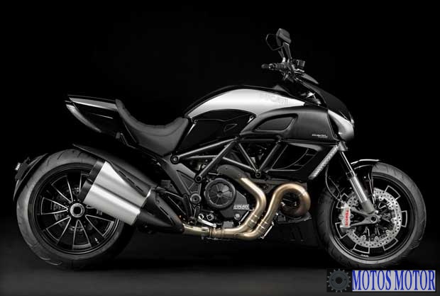 Imagem de divulgação Tabela Fipe DUCATI Diavel 1198 Cromo 0 km preço