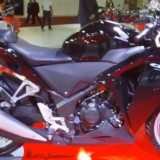 CBR 250R 2012 Preta