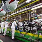 Venda e produção de motos despenca no Brasil